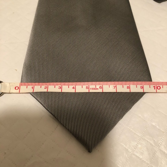 BOSS Hugo Boss fine line grey neck tie - Picture 3 of 8